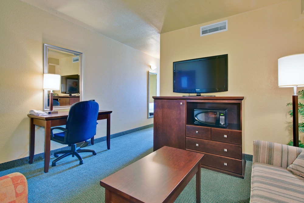 holiday inn express by ihg