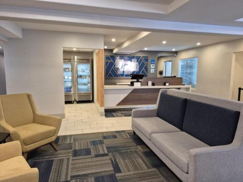 holiday inn express by ihg