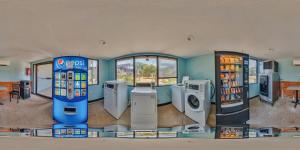 econo lodge inn and suites fulton rockport