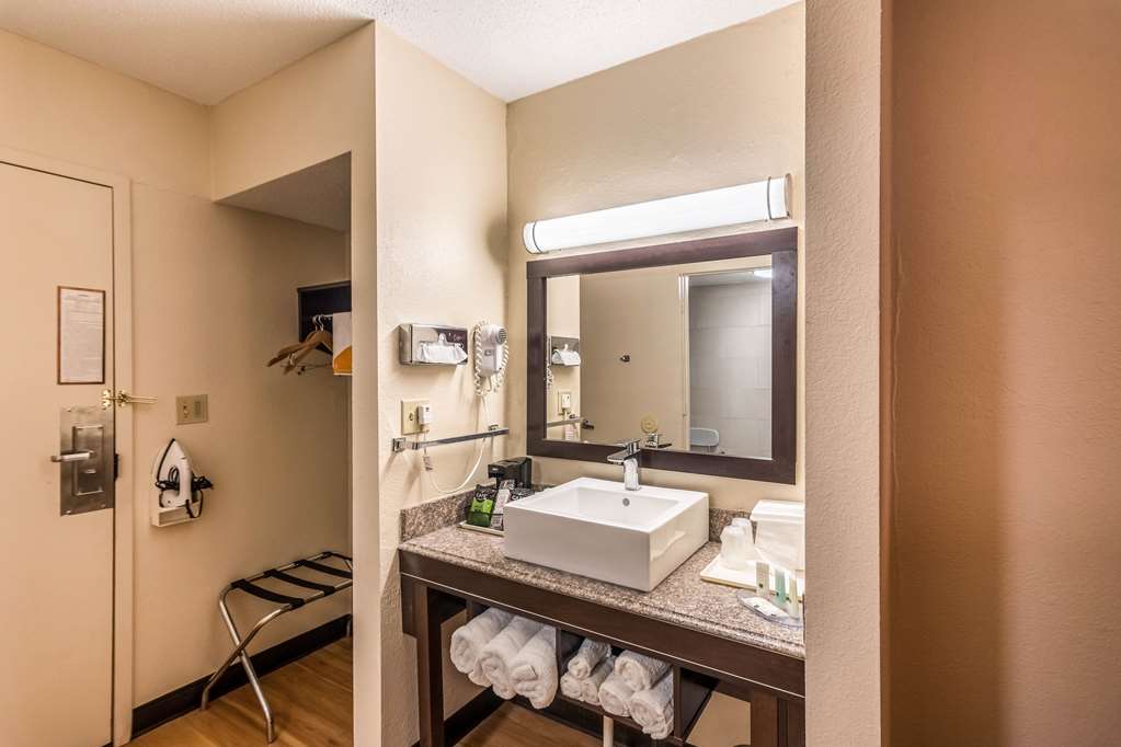 colby inn and suites