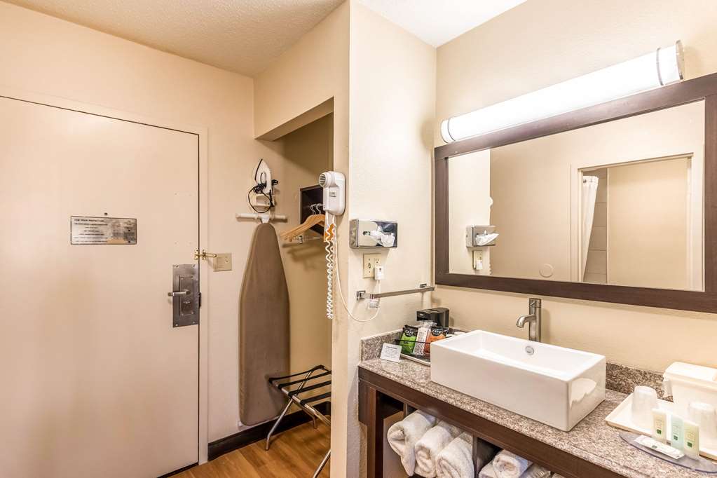 colby inn and suites