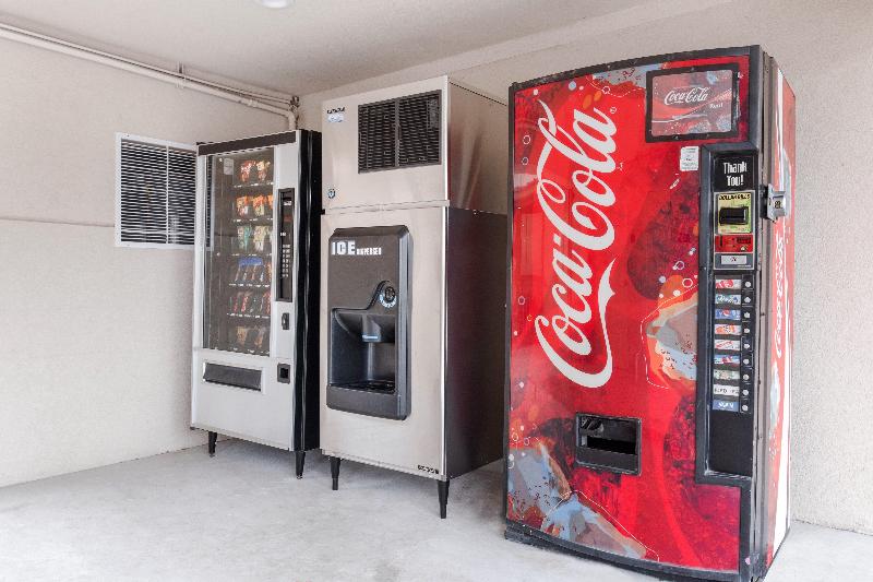 red roof inn houston spring north