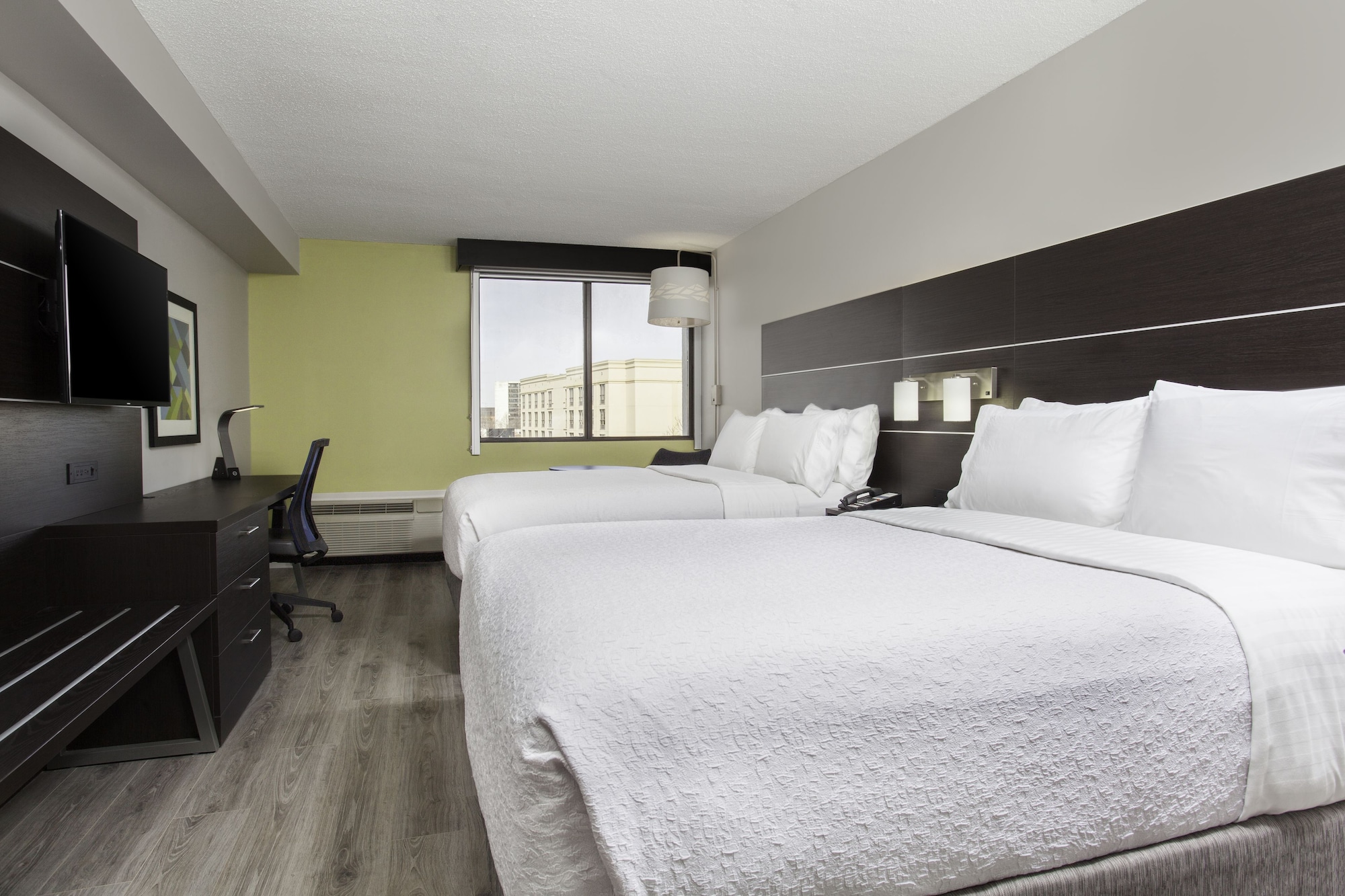 holiday inn express and suites mississauga toronto southwest by ihg