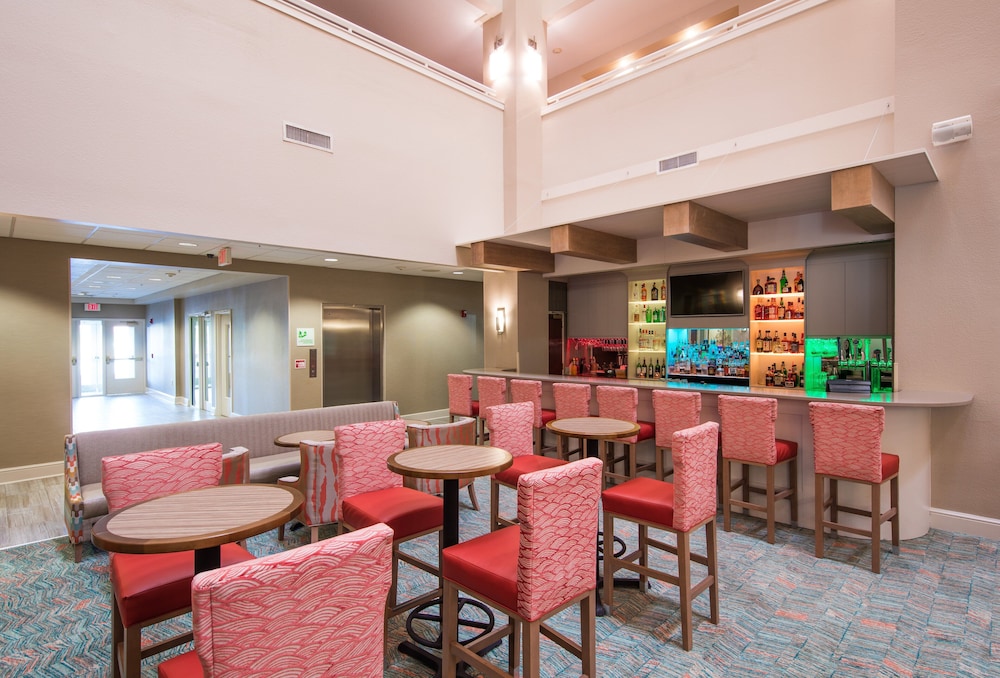holiday inn and suites lake city by ihg