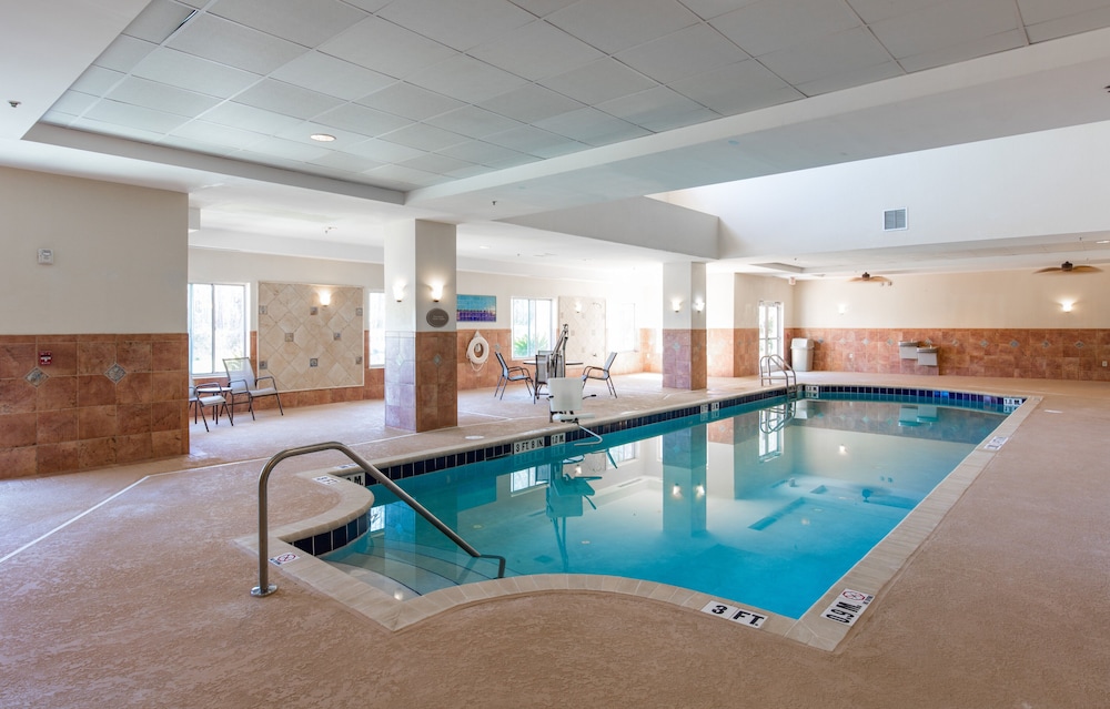 holiday inn and suites lake city by ihg