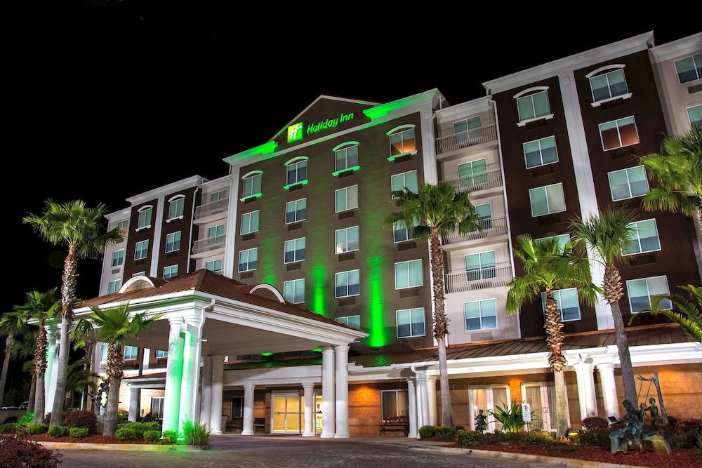 holiday inn and suites lake city by ihg
