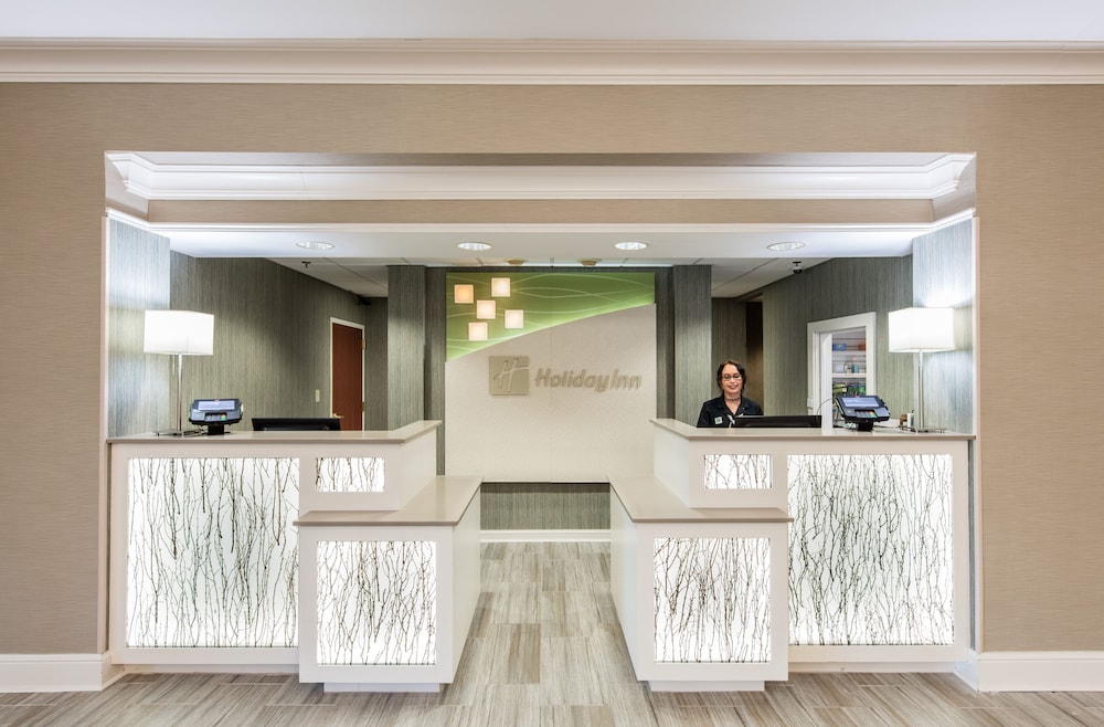 holiday inn and suites lake city by ihg