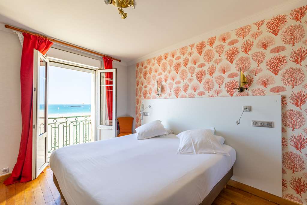 hotel kyriad saint malo centre plage