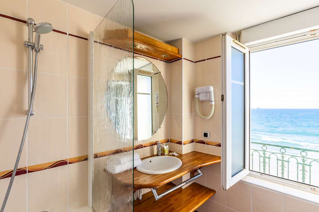 hotel kyriad saint malo centre plage