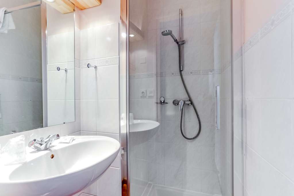 hotel kyriad saint malo centre plage