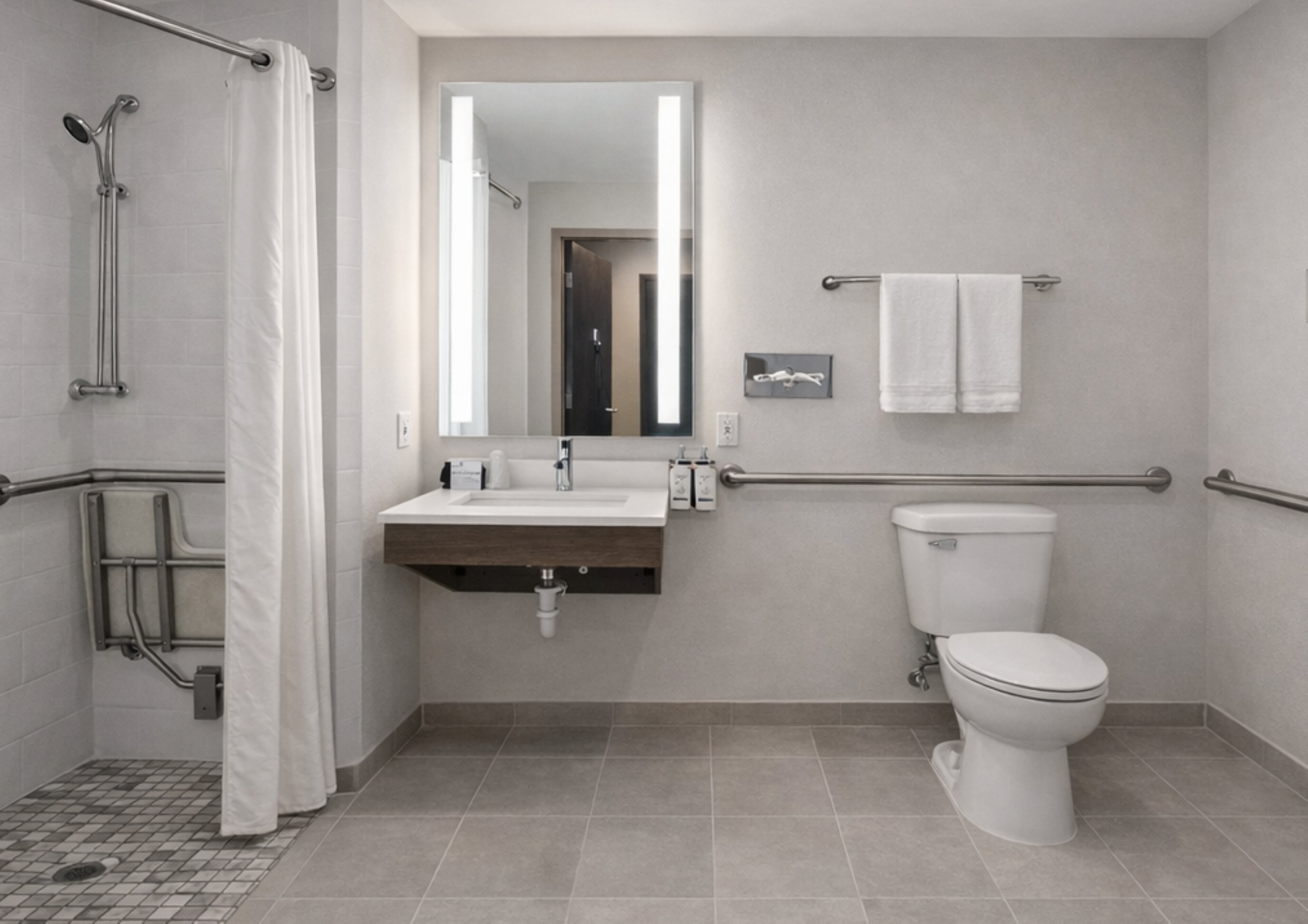 holiday inn express and suites fort pierre by ihg