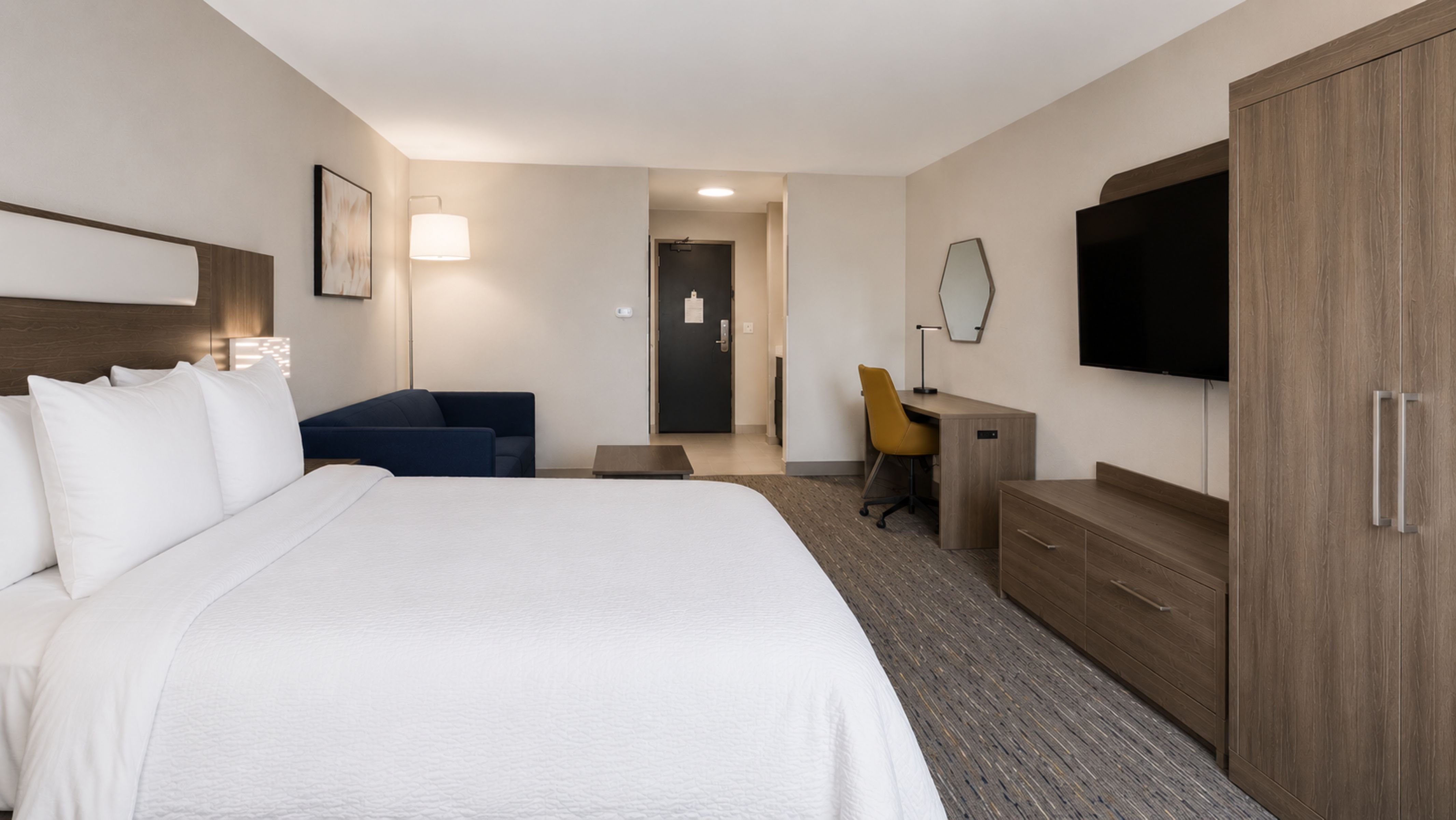 holiday inn express and suites fort pierre by ihg