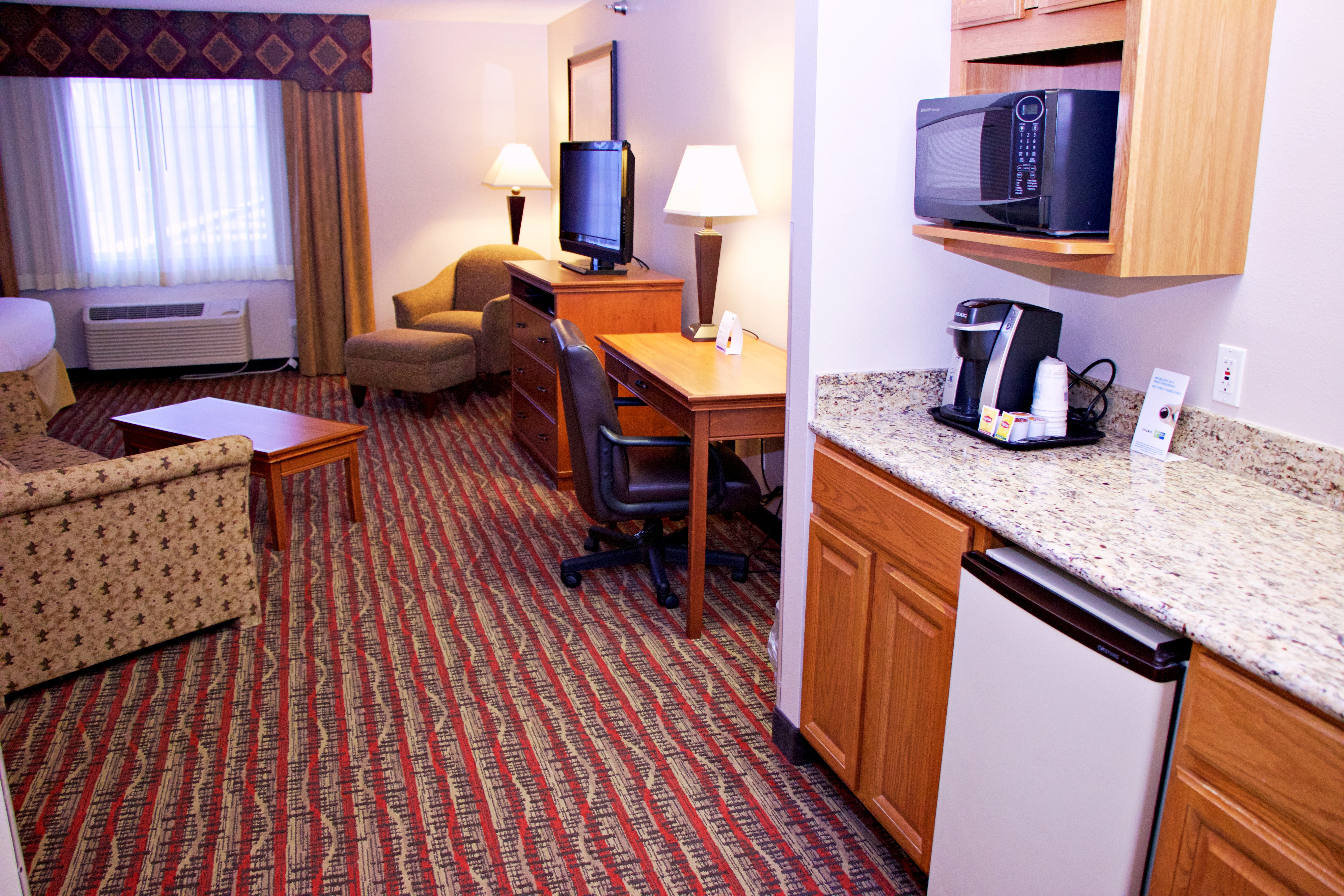 holiday inn express and suites fort pierre by ihg