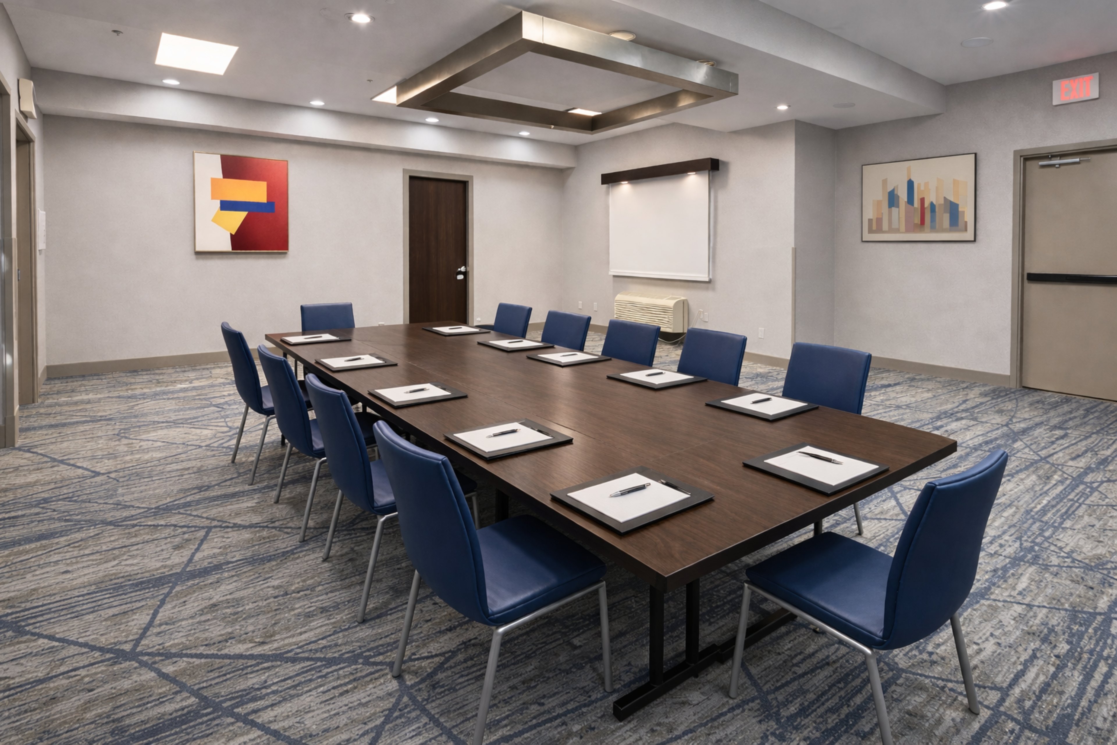 holiday inn express and suites fort pierre by ihg