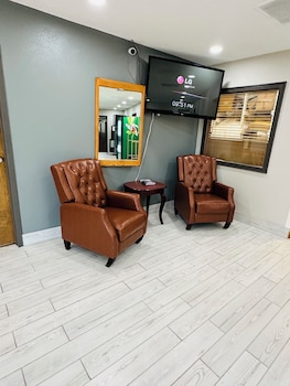 Super 8 By Wyndham Hot Springs,South Dakota>>Hot Springs,2 star