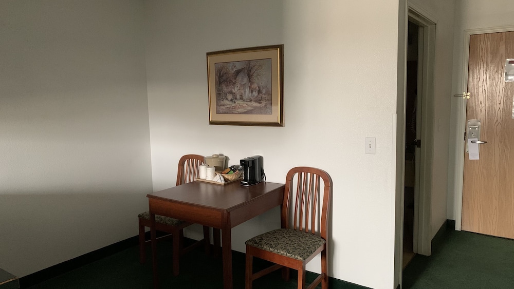 fairbridge inn and suites miles city