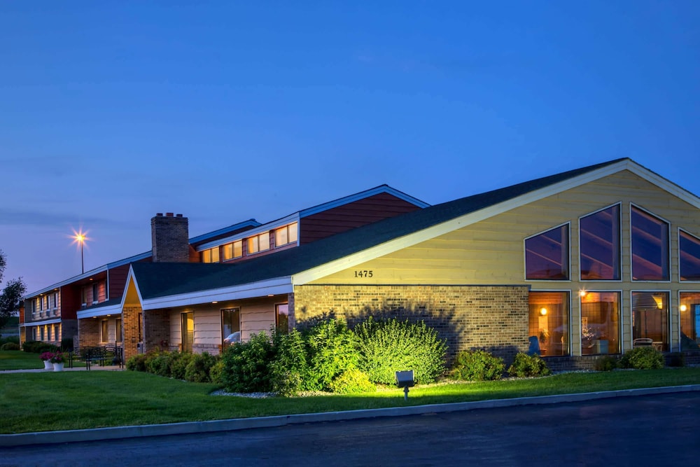 Americinn By Wyndham Worthington,Worthington>>Nobles County,3 star
