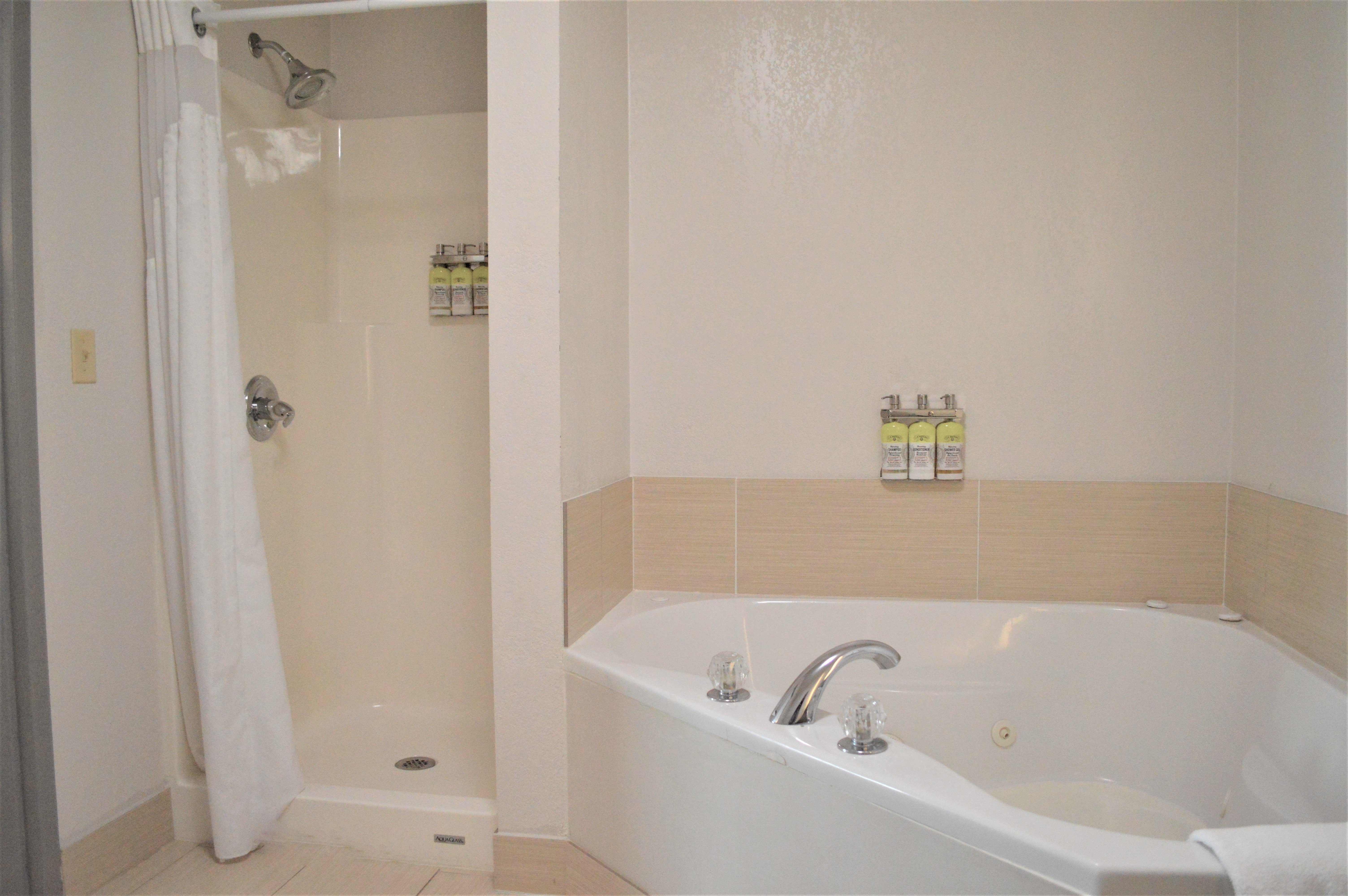 holiday inn express and suites batesville by ihg