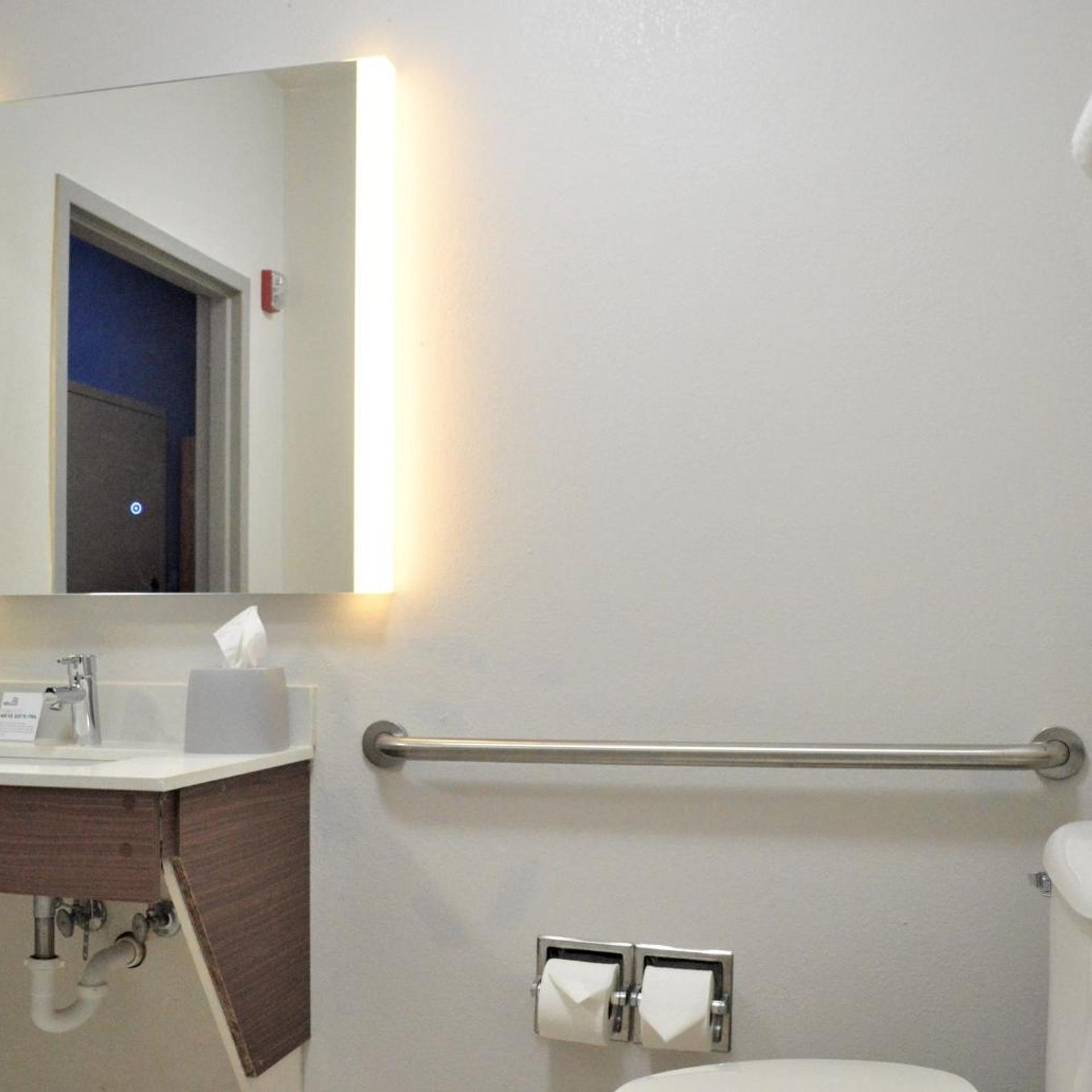 holiday inn express and suites batesville by ihg