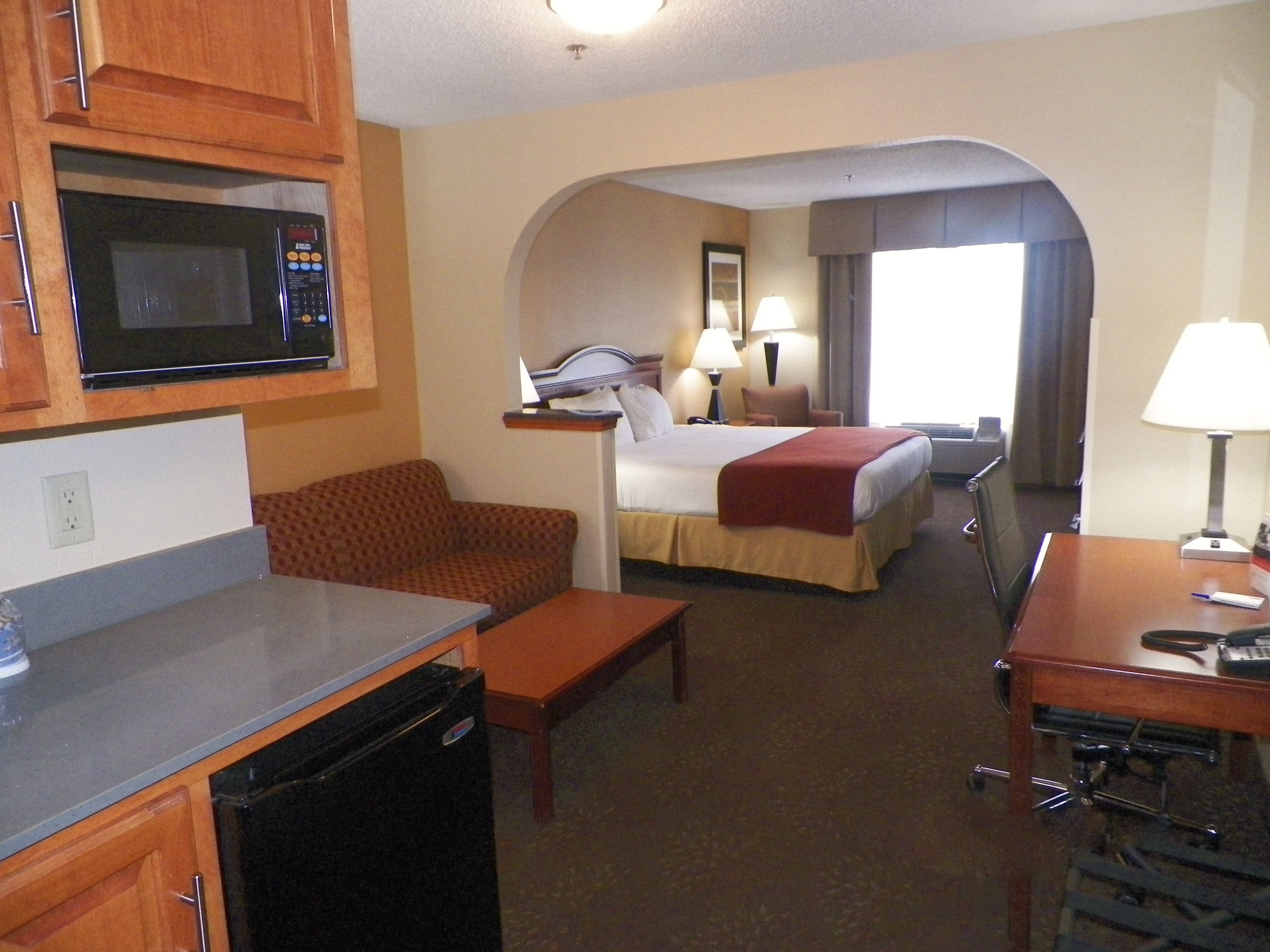holiday inn express and suites forest by ihg