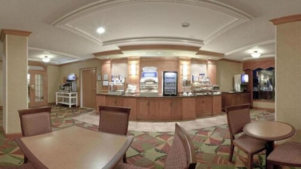 holiday inn express and suites forest by ihg