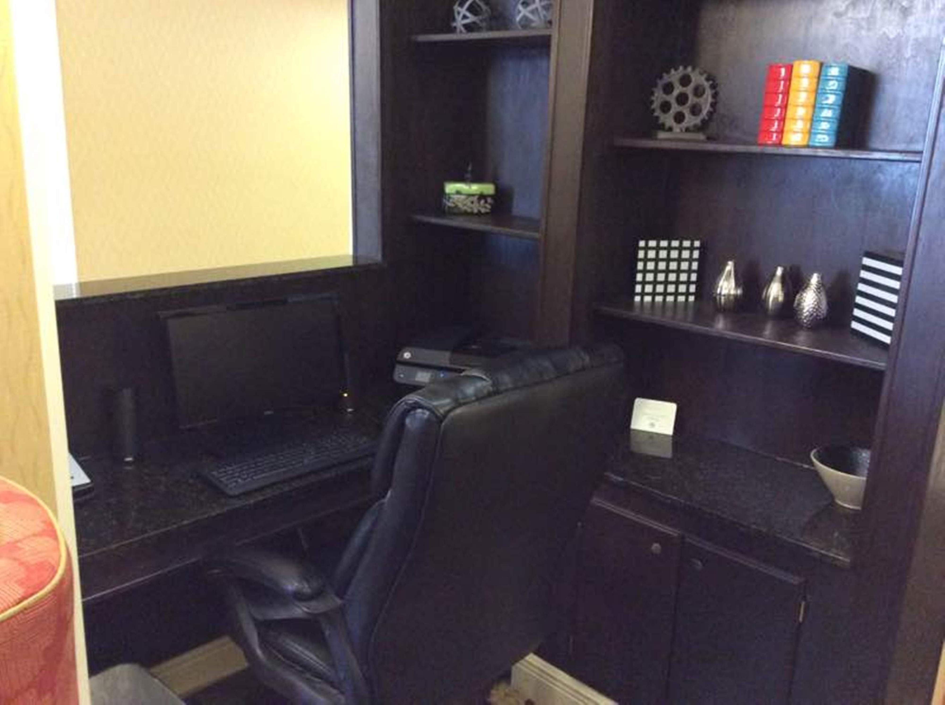 holiday inn express and suites forest by ihg
