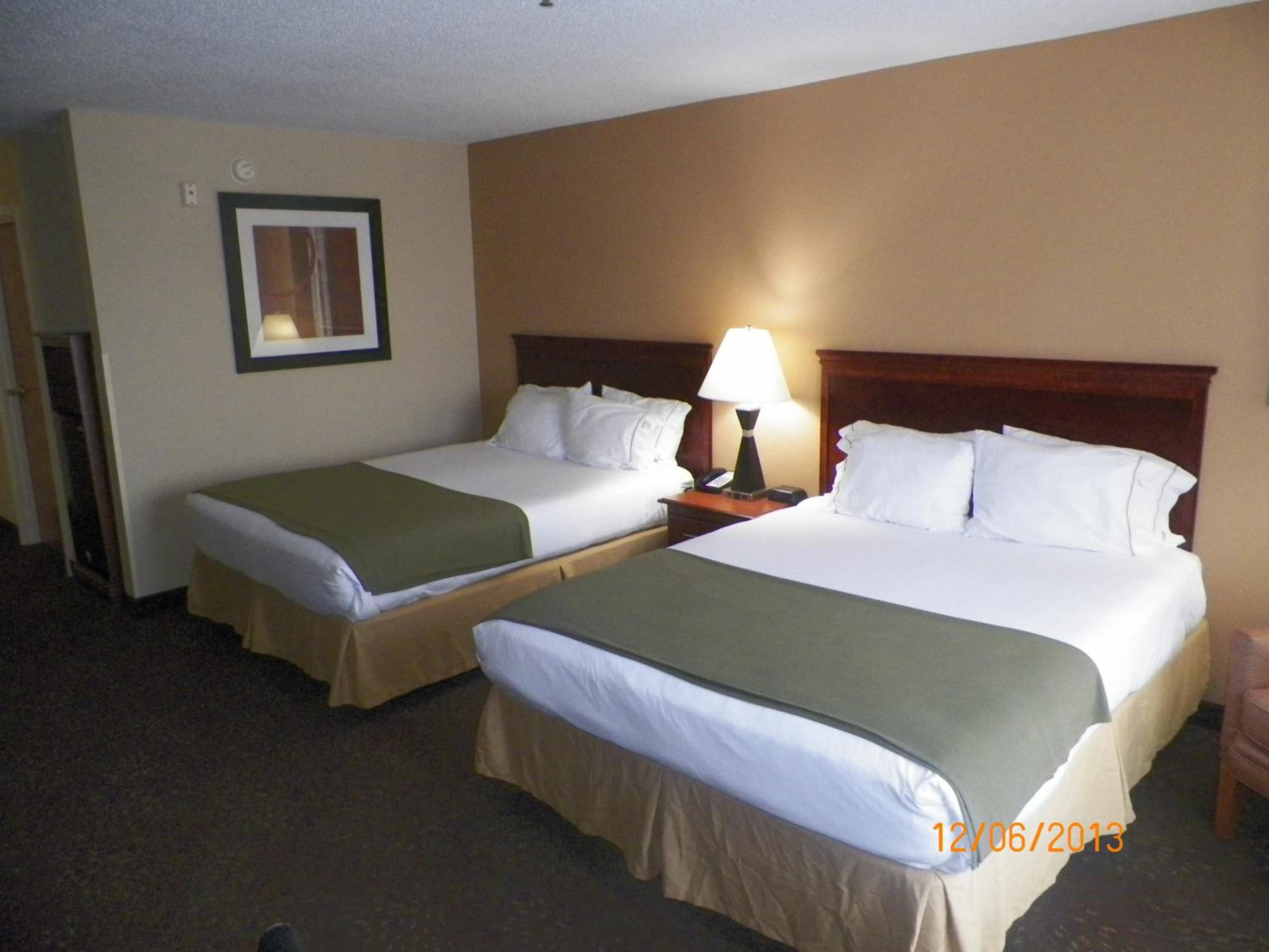 holiday inn express and suites forest by ihg