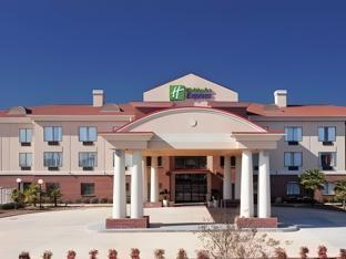 holiday inn express and suites forest by ihg