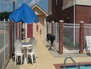 Holiday Inn Express & Suites Forest By Ihg,Jackson>>Forest,3 star
