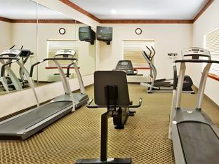 holiday inn express and suites forest by ihg