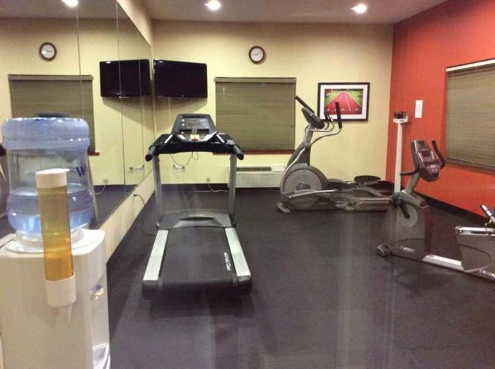 holiday inn express and suites forest by ihg