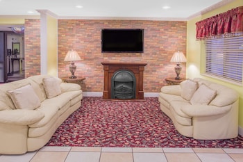 Days Inn By Wyndham Lake Village,Greenville>>Chicot County,2 star