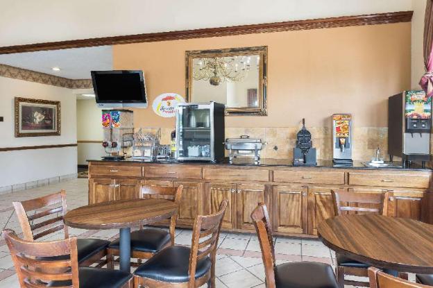 super 8 by wyndham duson lafayette west area