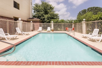 Super 8 By Wyndham Duson Lafayette West Area,Lafayette>>Duson,2 star