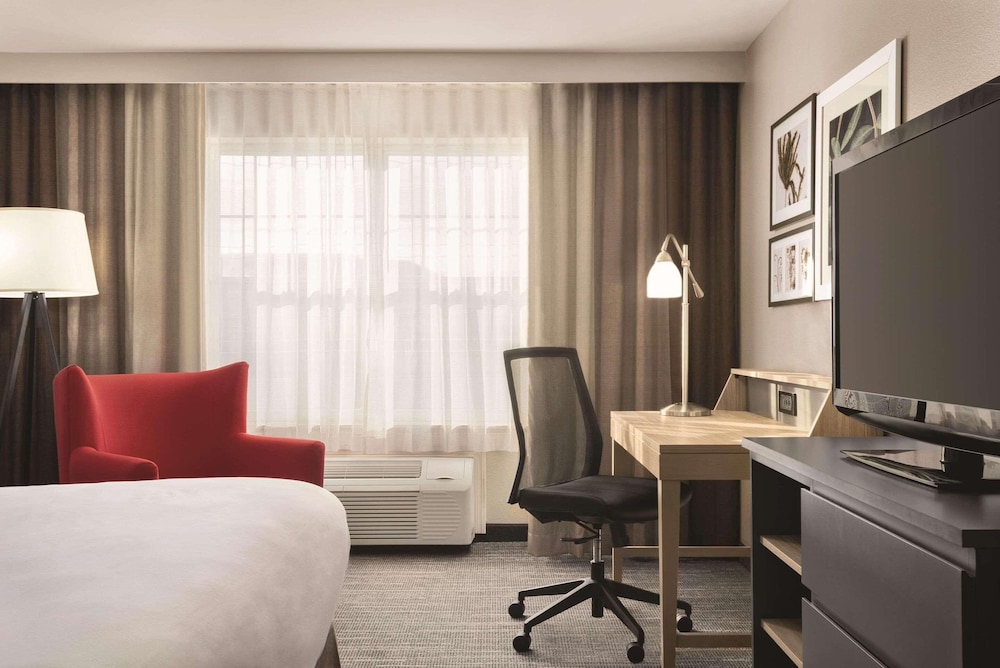 country inn and suites by radisson dubuque ia