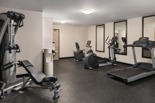 country inn and suites by radisson dubuque ia