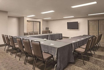 country inn and suites by radisson dubuque ia