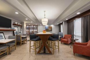 hampton inn charlottesville