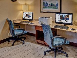hampton inn charlottesville