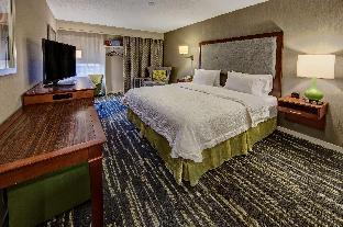 hampton inn charlottesville