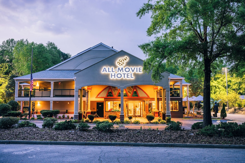 days inn and suites peachtree city