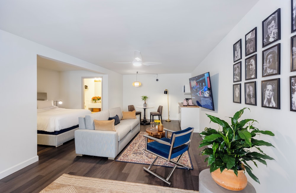 days inn and suites peachtree city