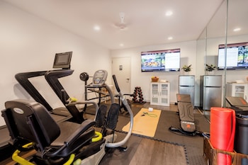 days inn and suites peachtree city