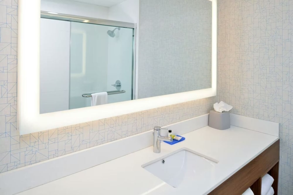 holiday inn express santa rosa north by ihg