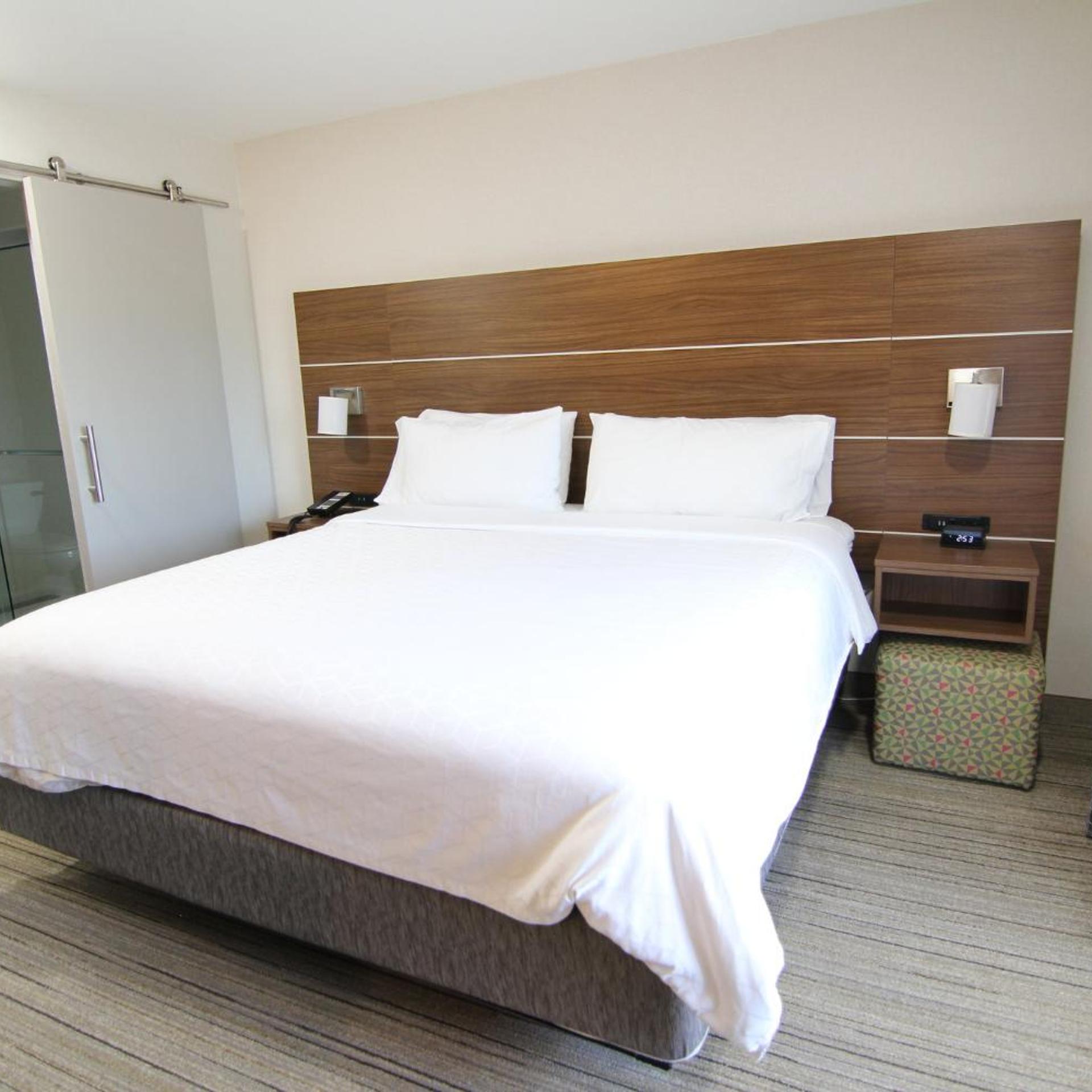 holiday inn express santa rosa north by ihg