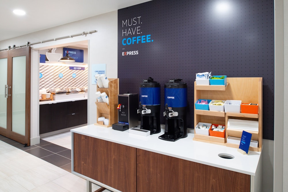 holiday inn express santa rosa north by ihg