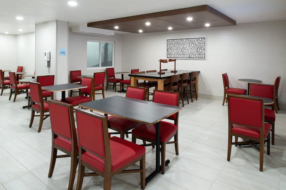 holiday inn express santa rosa north by ihg