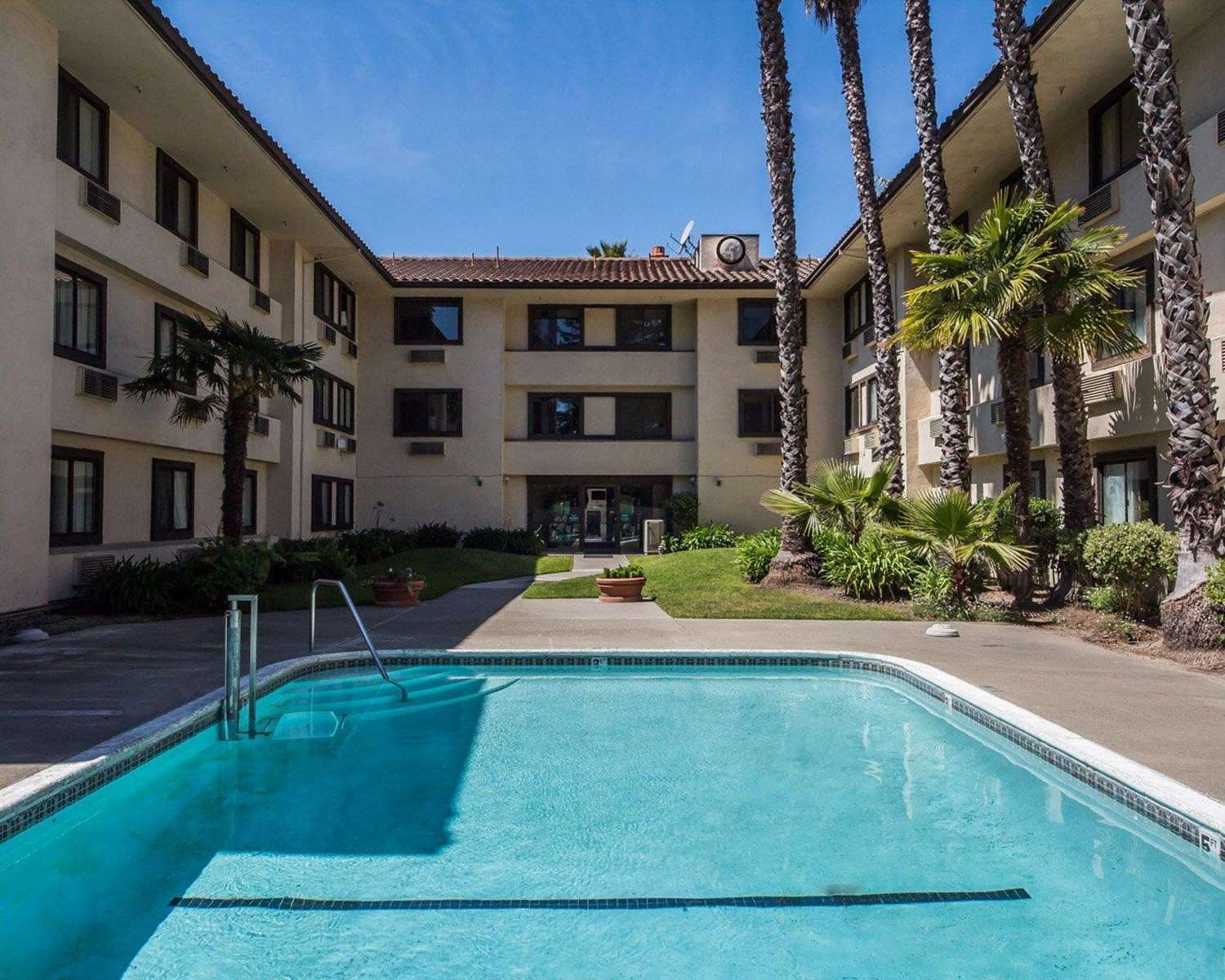 holiday inn express santa rosa north by ihg