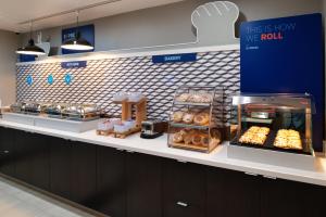 holiday inn express santa rosa north by ihg