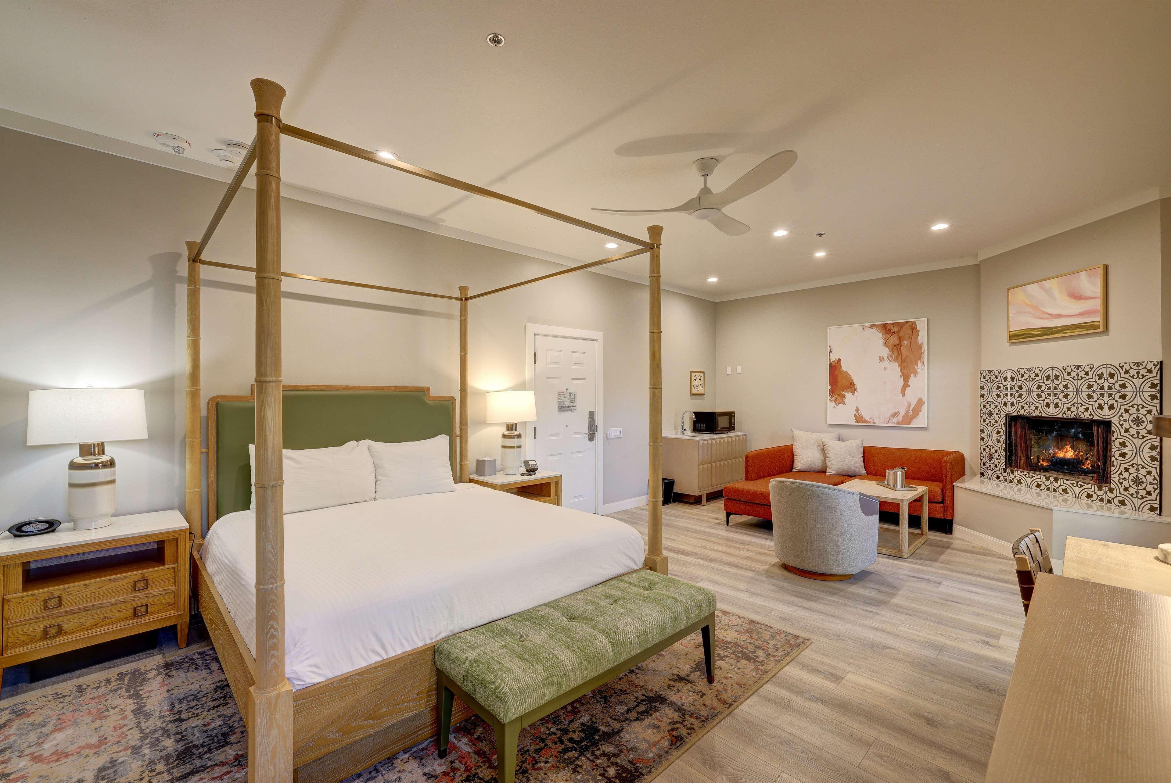 sonoma valley inn tapestry collection by hilton